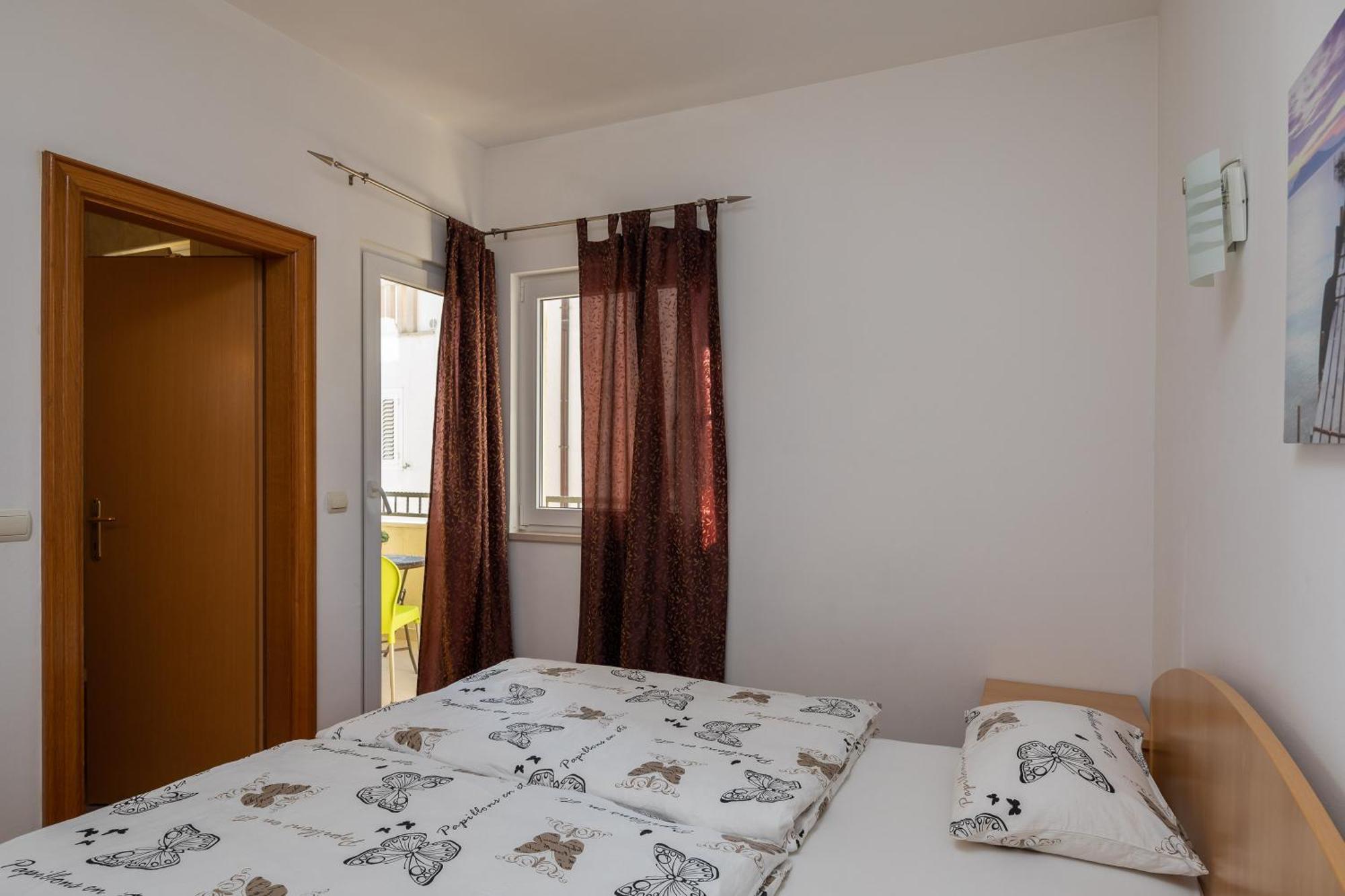 Xxl Family Penthouse Apartment Makarska Room photo
